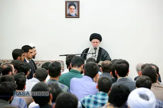 دیدار جمعی از مدال&zwnj;آوران المپیادهای علمی با رهبر معظم انقلاب