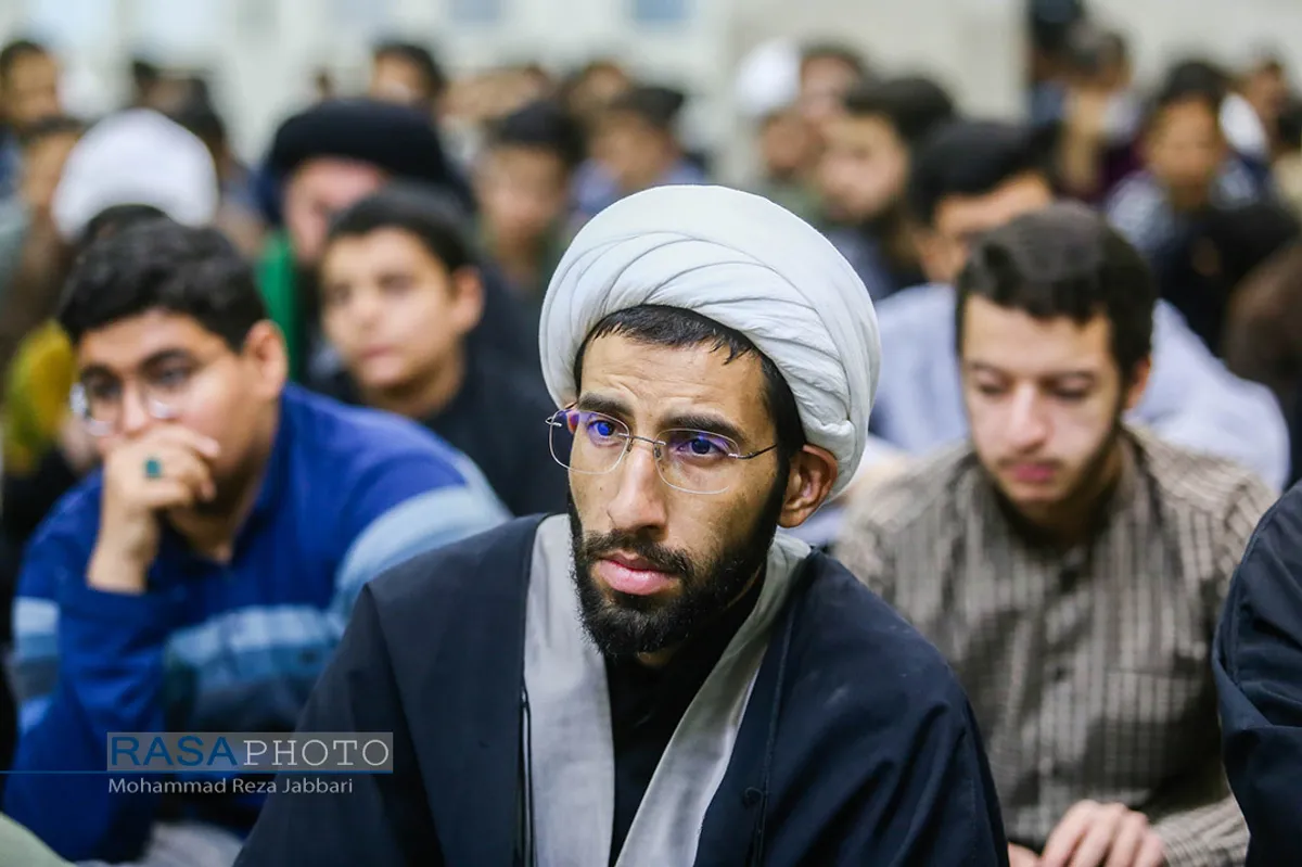 گرامیداشت شهدای امنیت وشهدای حرم شاهچراغ در دفتر قم مقام معظم رهبری