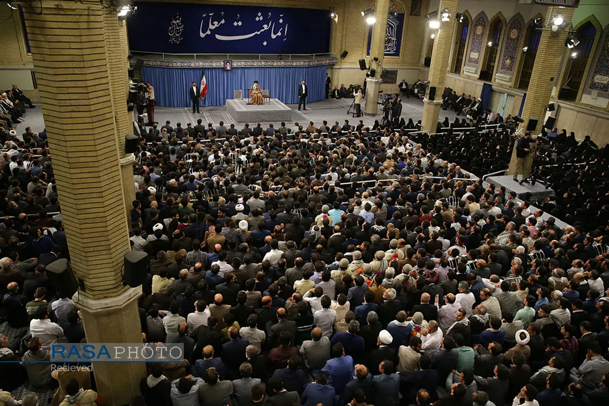 دیدار هزاران نفر از معلمان و فرهنگیان به&zwnj;مناسبت روز معلم با رهبر انقلاب