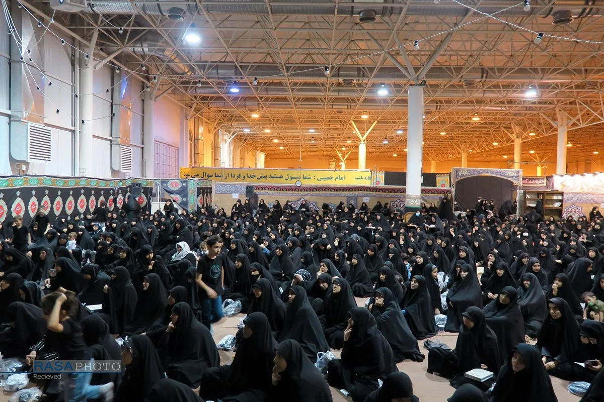 دومین شب مراسم عزاداری حضرت اباعبدالله الحسین (علیه&zwnj;السلام) با حضور رهبر انقلاب