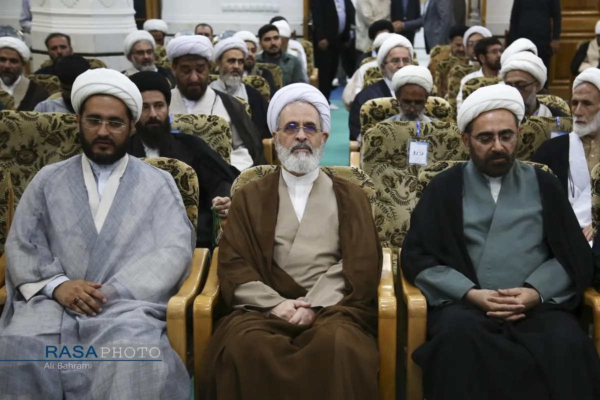 مراسم رونمایی از نرم&zwnj;افزار جامع الاحادیث نسخه ۴