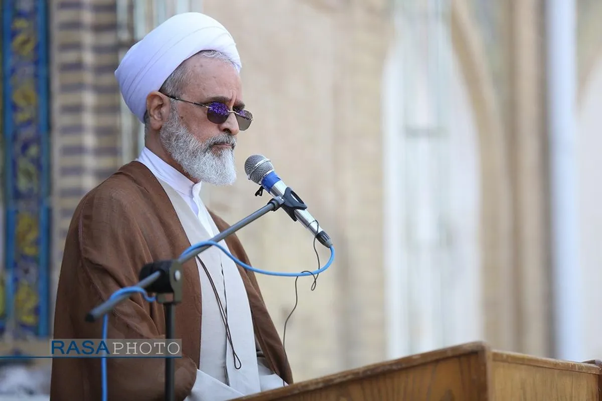 تجمع طلاب و فضلای حوزه در حمایت از عملیات مقتدرانه نیرو&zwnj;های مسلح -۱