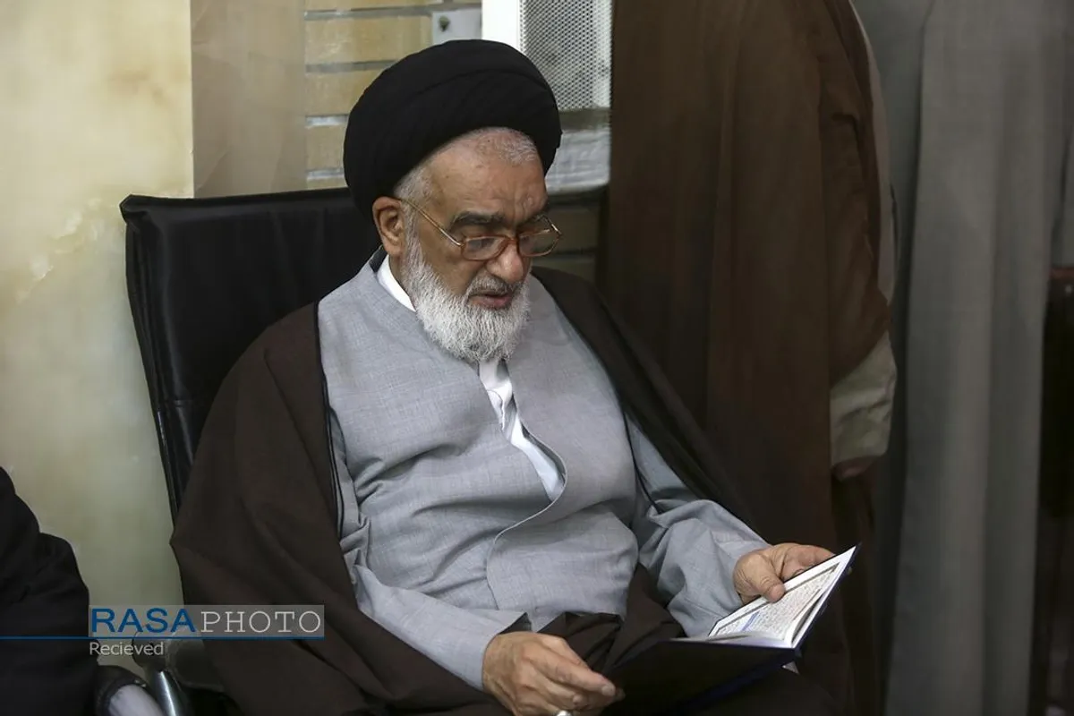 مراسم یادبود جان&zwnj;باختگان حادثه بندر شهید رجایی