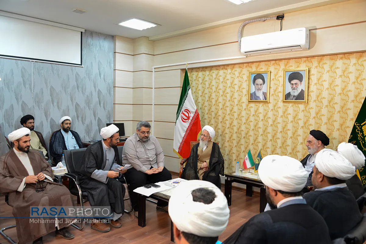 دیدار مدیر حوزه علمیه خراسان با آیت الله جوادی آملی&lrm;