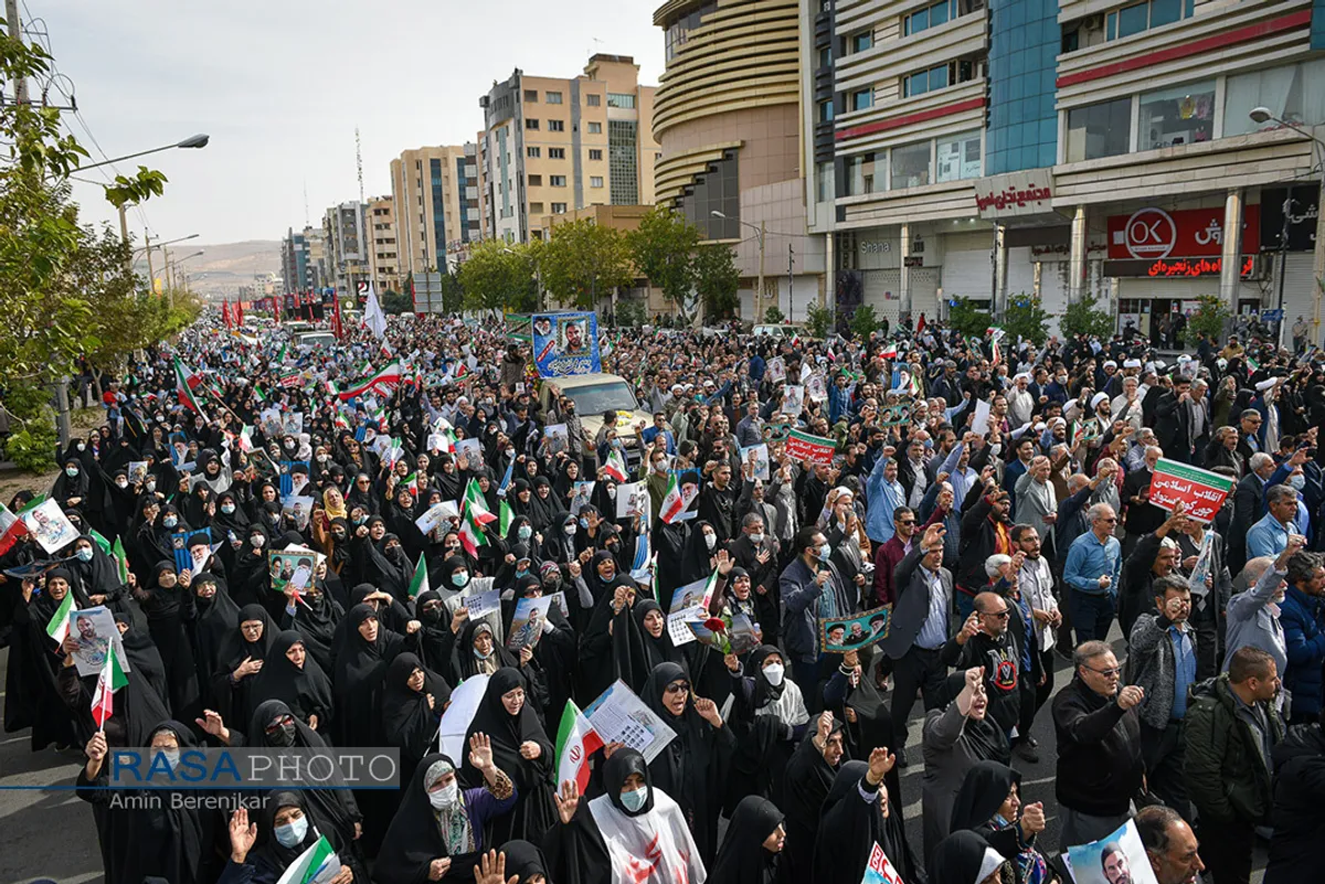 تشییع شهید مدافع امنیت حجت&zwnj;الاسلام &laquo;محمد مؤیدی&raquo; در شیراز&lrm;&lrm;