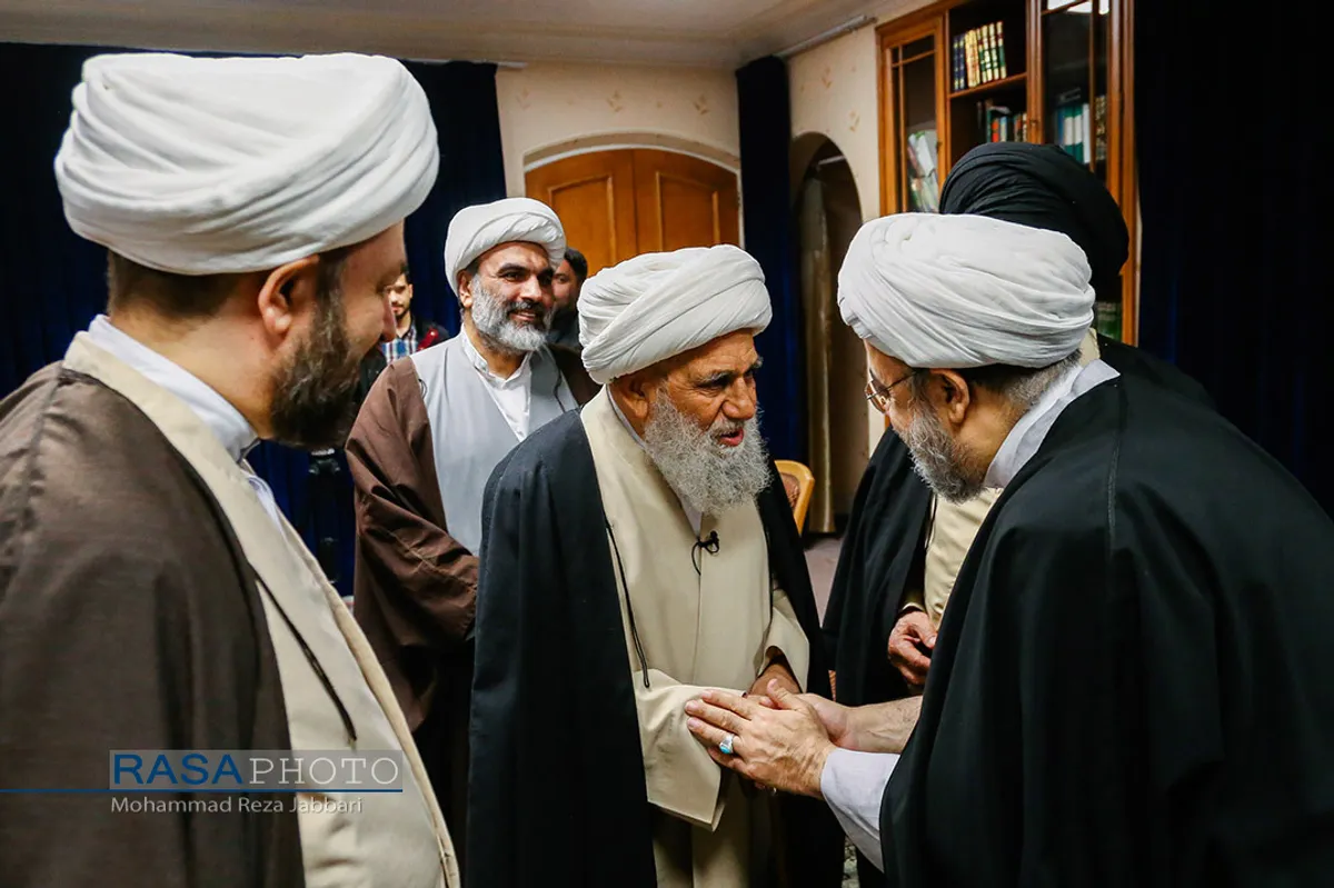 دیدار دبیرکل مجمع جهانی تقریب مذاهب با آیت الله کریمی جهرمی&lrm;&lrm;