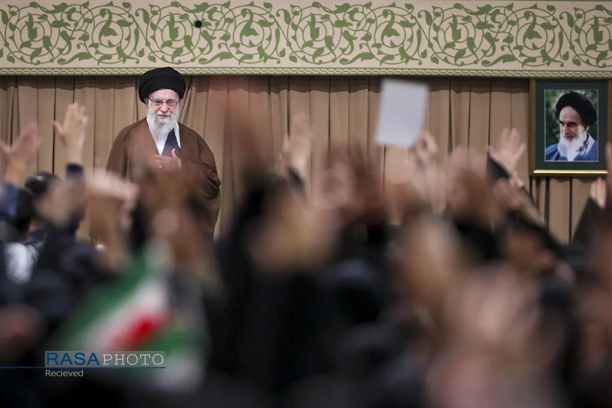 دیدار دانش&zwnj;آموزان و دانشجویان با رهبر معظم انقلاب