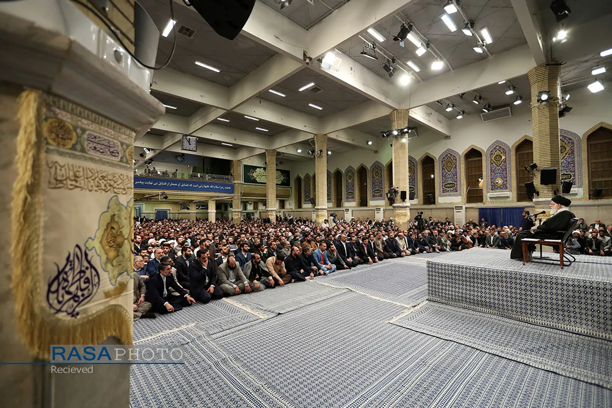 دیدار مداحان اهل&zwnj;بیت (علیهم&zwnj;السلام) با مقام معظم رهبری
