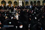 آیین تعویض پرچم حرم در شب وفات حضرت معصومه (سلام الله علیها)