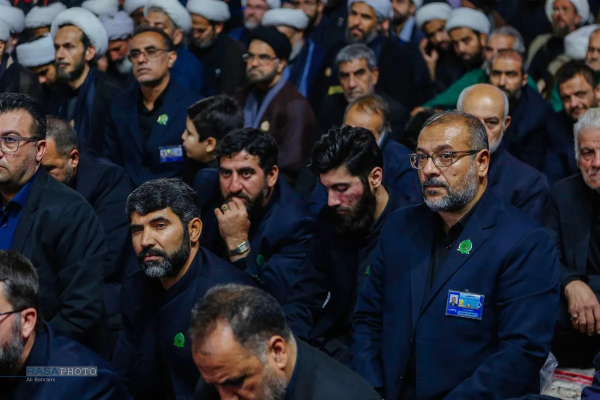 آیین شمعدان&zwnj; در شام رحلت بانوی کرامت (س)
