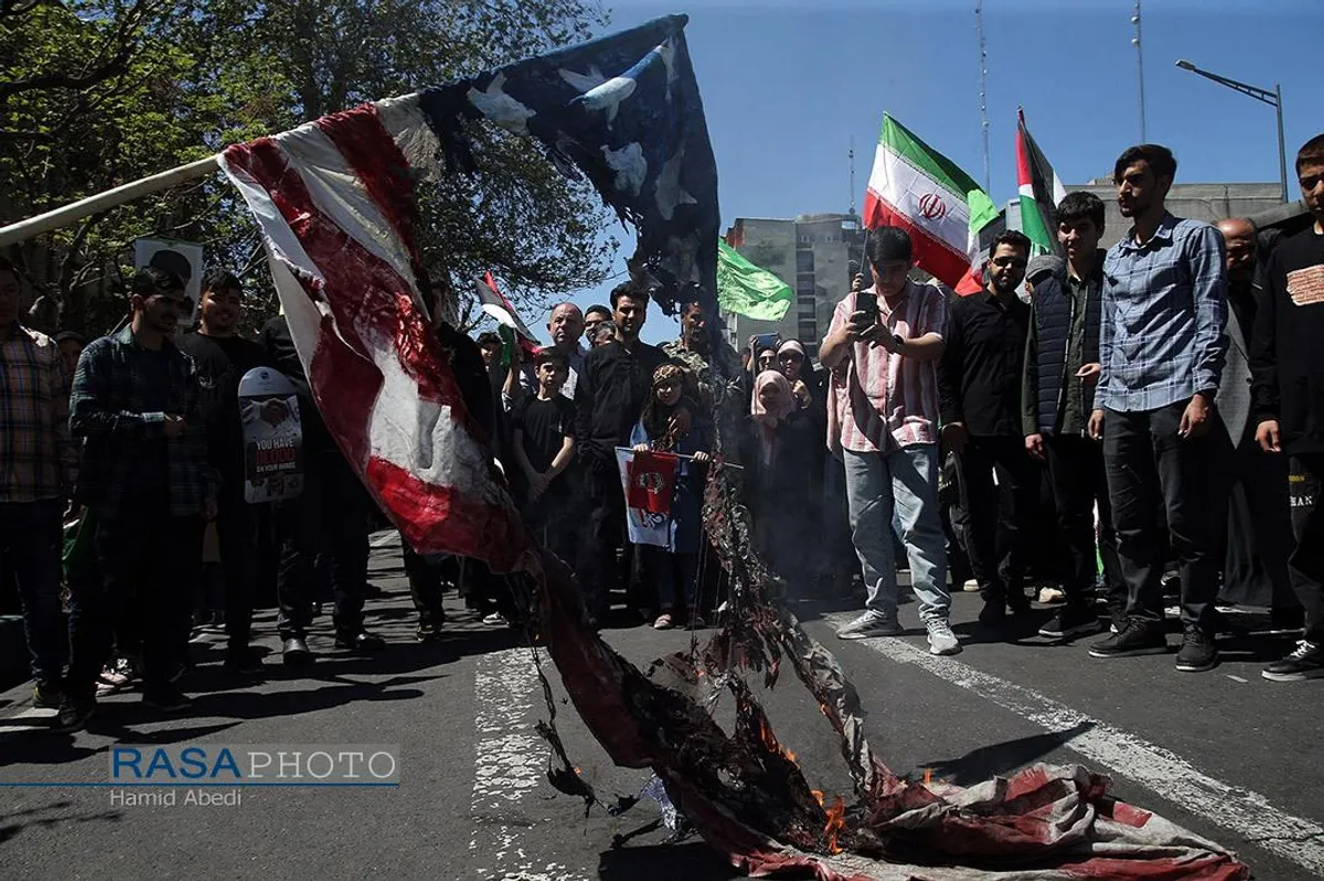 راهپیمایی حماسی و تشییع شهدای راه قدس مردم تهران