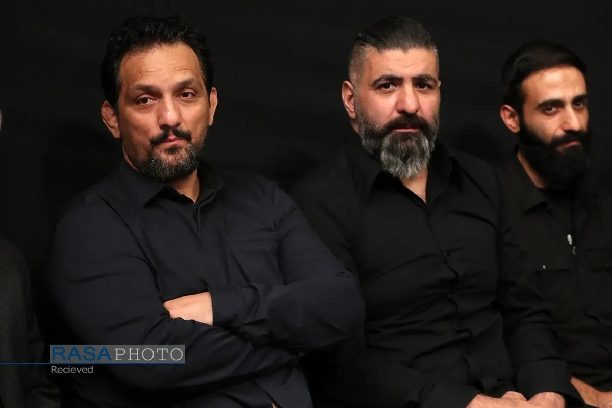 مراسم عزاداری شب عاشورای حسینی (علیه&zwnj;السلام) با حضور رهبر انقلاب