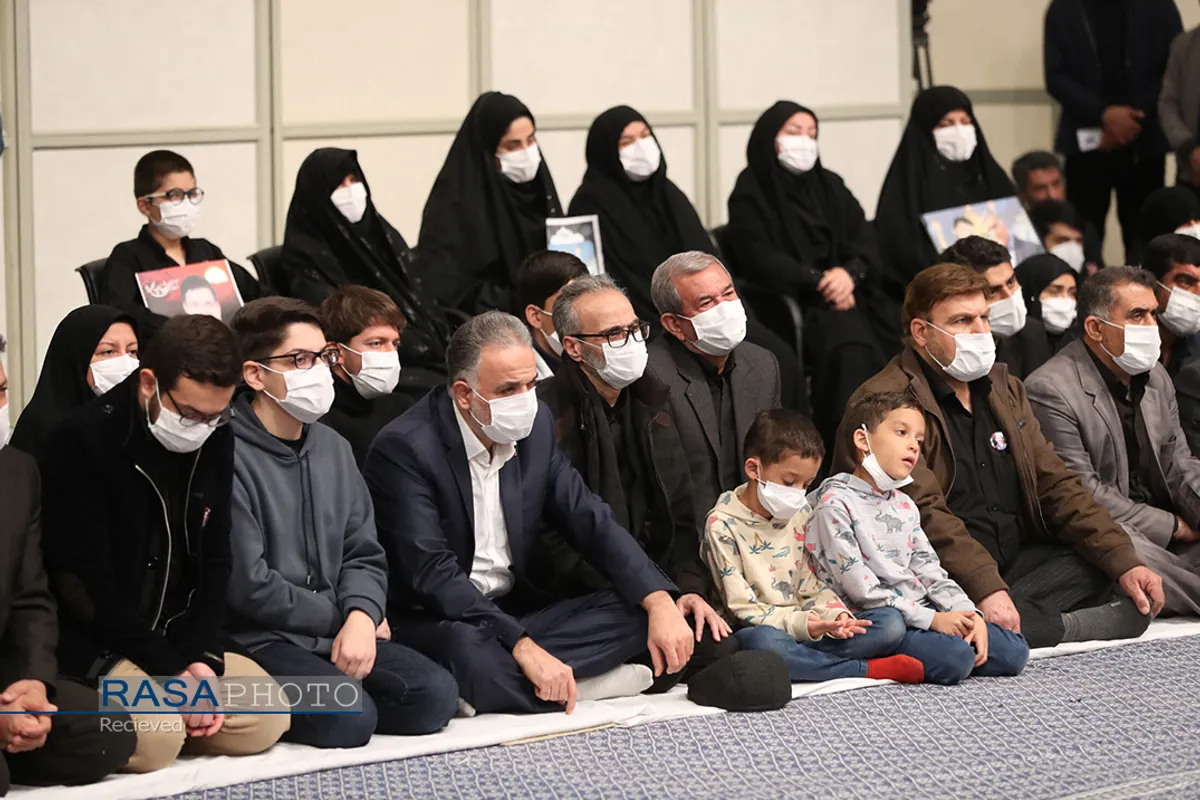 دیدار خانواده شهدای حادثه&zwnj; تروریستی شاهچراغ شیراز با رهبر معظم انقلاب
