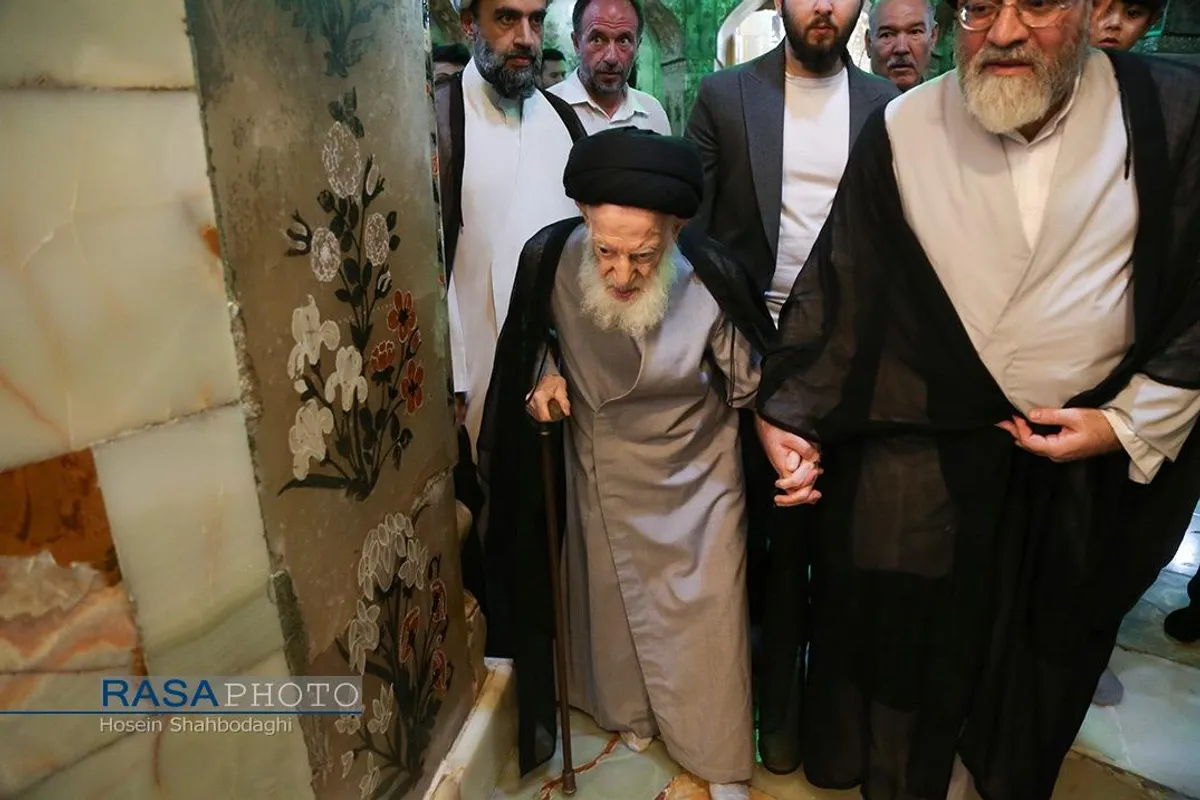 تشرف حضرت آیت الله شبیری زنجانی به حرم حضرت فاطمه معصومه (سلام&zwnj;الله&zwnj;علیها)