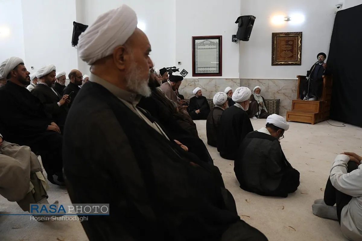 عزاداری روز وفات کریمه اهلبیت (سلام&zwnj;الله&zwnj;علیها) در دفتر حضرت آیت الله نوری همدانی