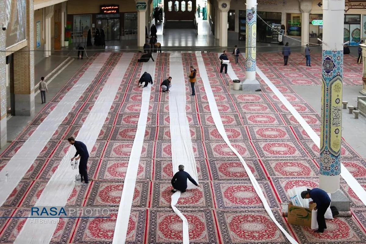 سفره افطاری حرم حضرت فاطمه معصومه (سلام&zwnj;الله&zwnj;علیها) در ماه مبارک رمضان
