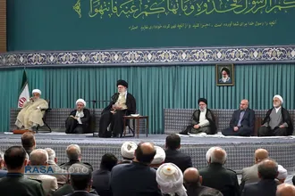 دیدار مسئولان نظام، سفرای کشور&zwnj;های اسلامی با رهبر انقلاب