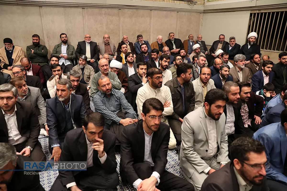 دیدار مداحان اهل&zwnj;بیت (علیهم&zwnj;السلام) با مقام معظم رهبری