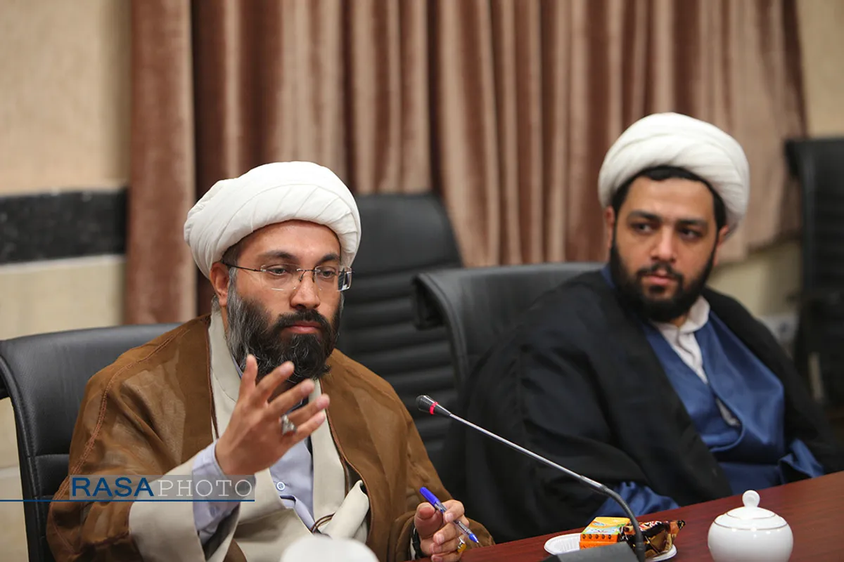 نقد و بررسی فیلم &laquo;علف زار&raquo;