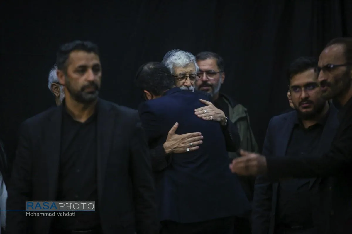 دومین روز مجلس یادبود رهبر شهید انقلاب اسلامی و شهدای خانوادهٔ امام شهید
