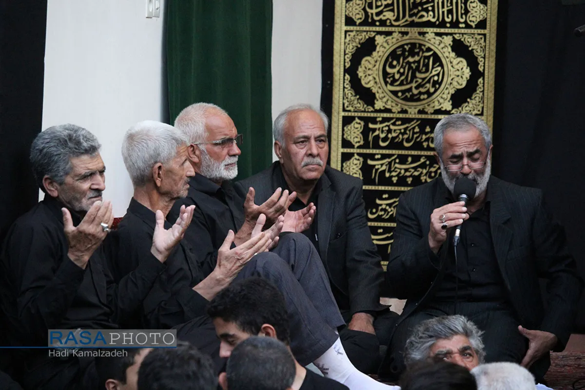 مراسم عزاداری سنتی حسن حسین (ع) در حسینیه گود بیرجند&lrm;