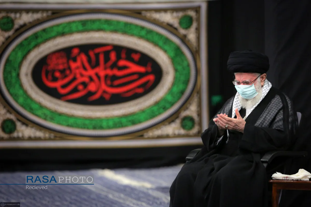 اولین شب مراسم عزاداری حضرت اباعبدالله الحسین (علیه السلام) در حسینیه امام خمینی (ره)