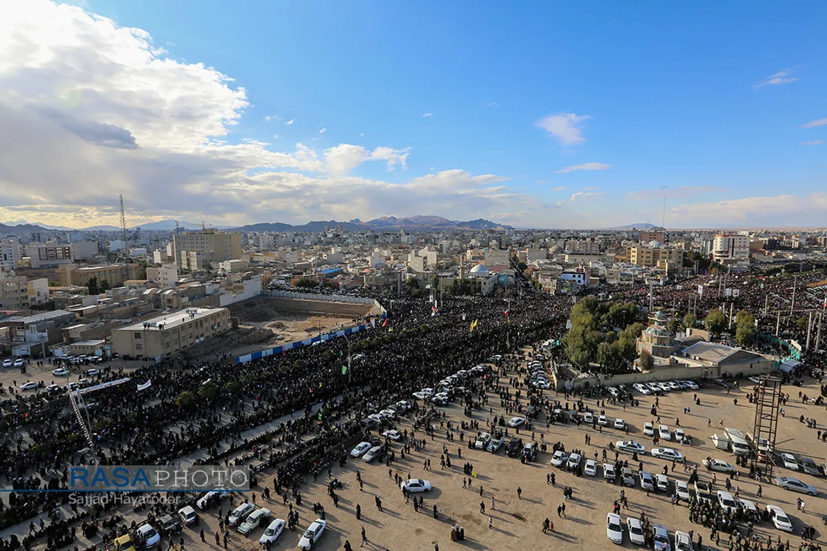 تشییع سپهبد شهید حاج قاسم سلیمانی، ابومهدی المهندس ویاران شهیدشان در قم