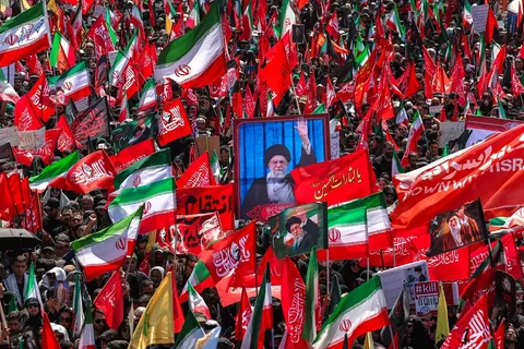 واجبی فراموش‌نشدنی؛ نگاهی به مسئولیتِ پیروان در قبالِ رهبر