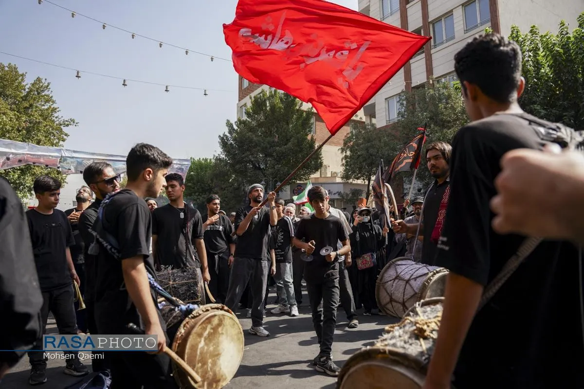 پیاده روی جاماندگان اربعین در تهران