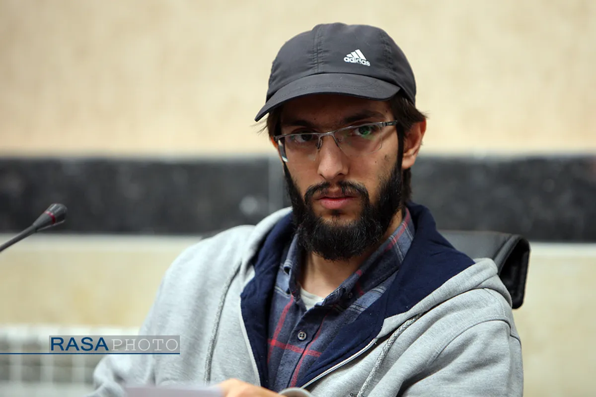 نقد و بررسی فیلم &laquo;علف زار&raquo;