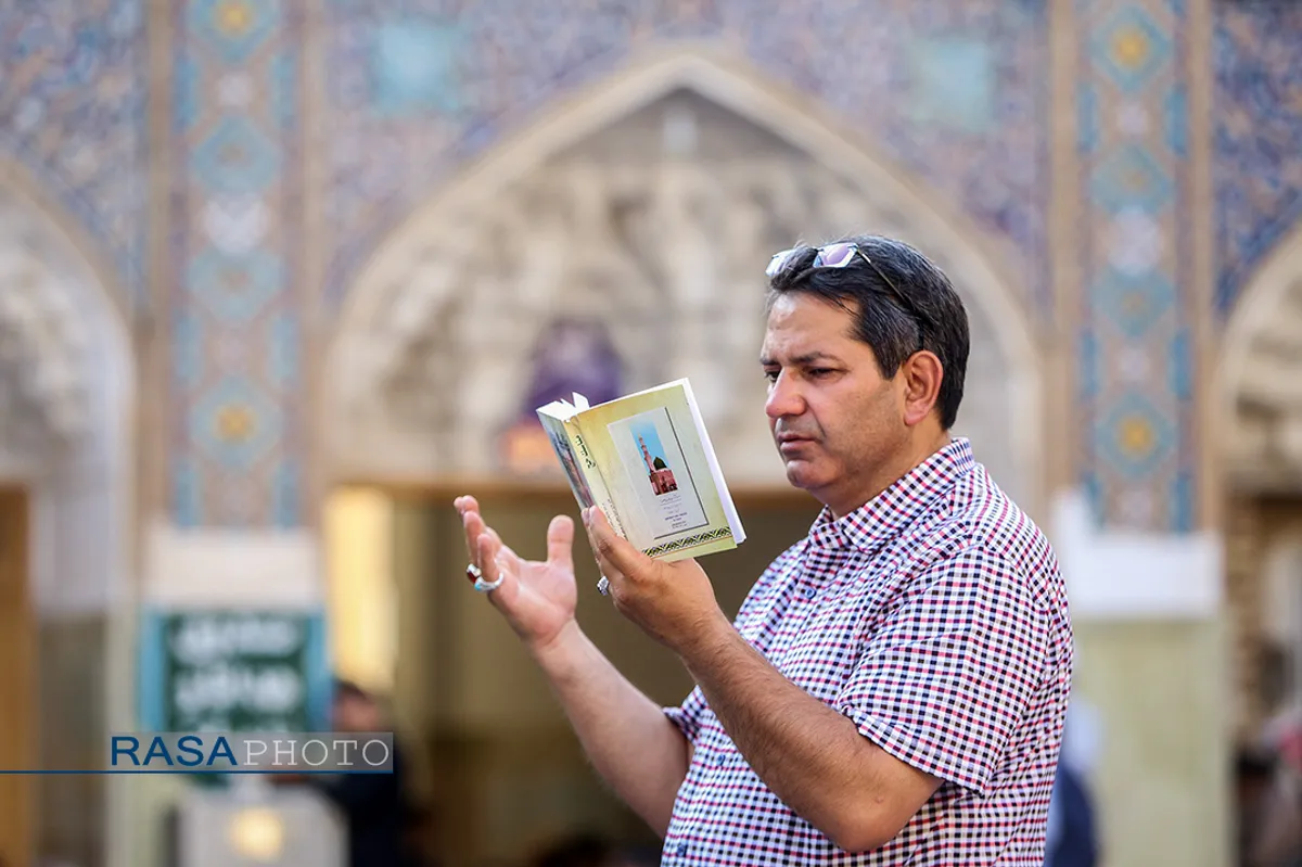 مراسم دعای عرفه در حرم حضرت معصومه (سلام الله علیها)