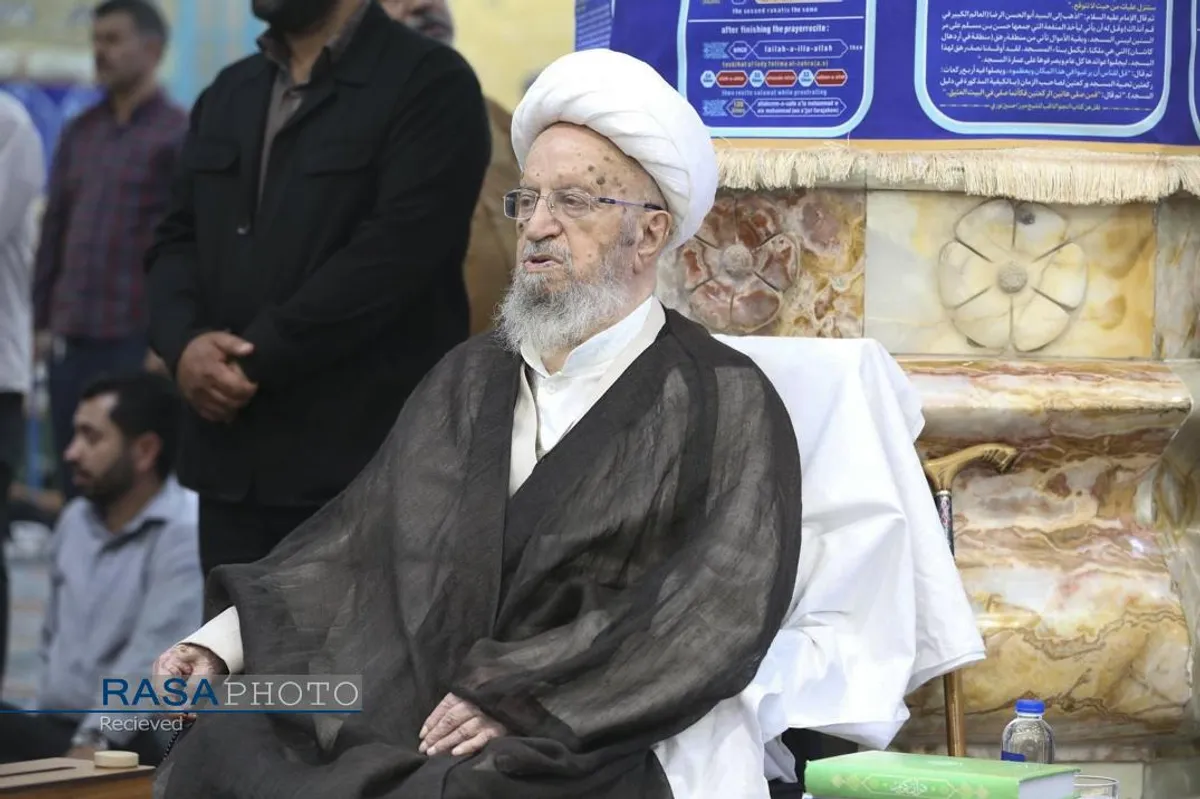 حضور حضرت آیت الله مکارم شیرازی در مسجد مقدس جمکران