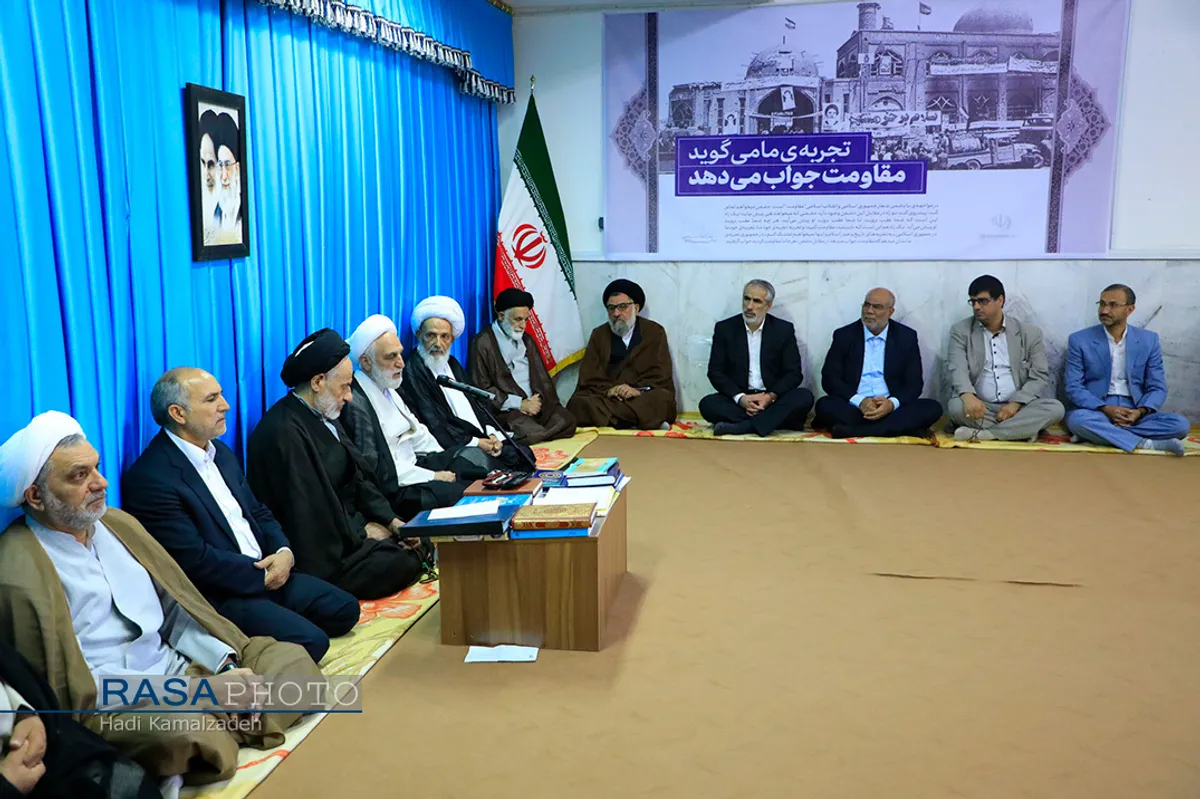 دیدار حجت الاسلام محسنی اژه&zwnj;ای معاون اول رییس قوه قضاییه با حجت الاسلام والمسلمین سید علیرضا عبادی نماینده، ولی فقیه در خراسان جنوبی