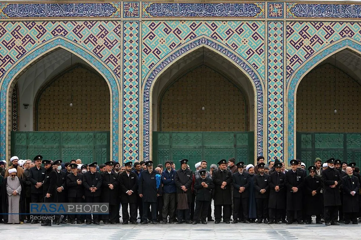تشییع پیکر آیت&zwnj;الله امامی کاشانی در حرم مطهر رضوی