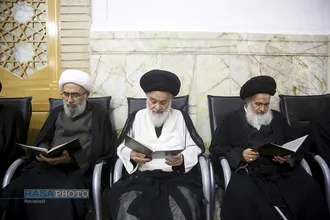 بزرگداشت رهبر شهید انقلاب در حرم کریمه اهل&zwnj;بیت (س)