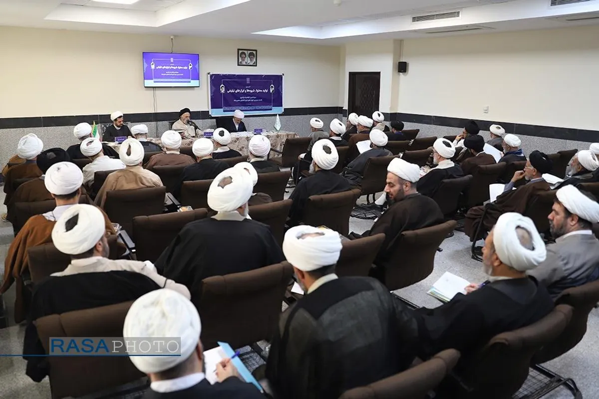 افتتاحییه کمیسیون&zwnj;های سیزدهمین اجلاسیه جامعه مدرسین حوزه علمیه با علما بلاد