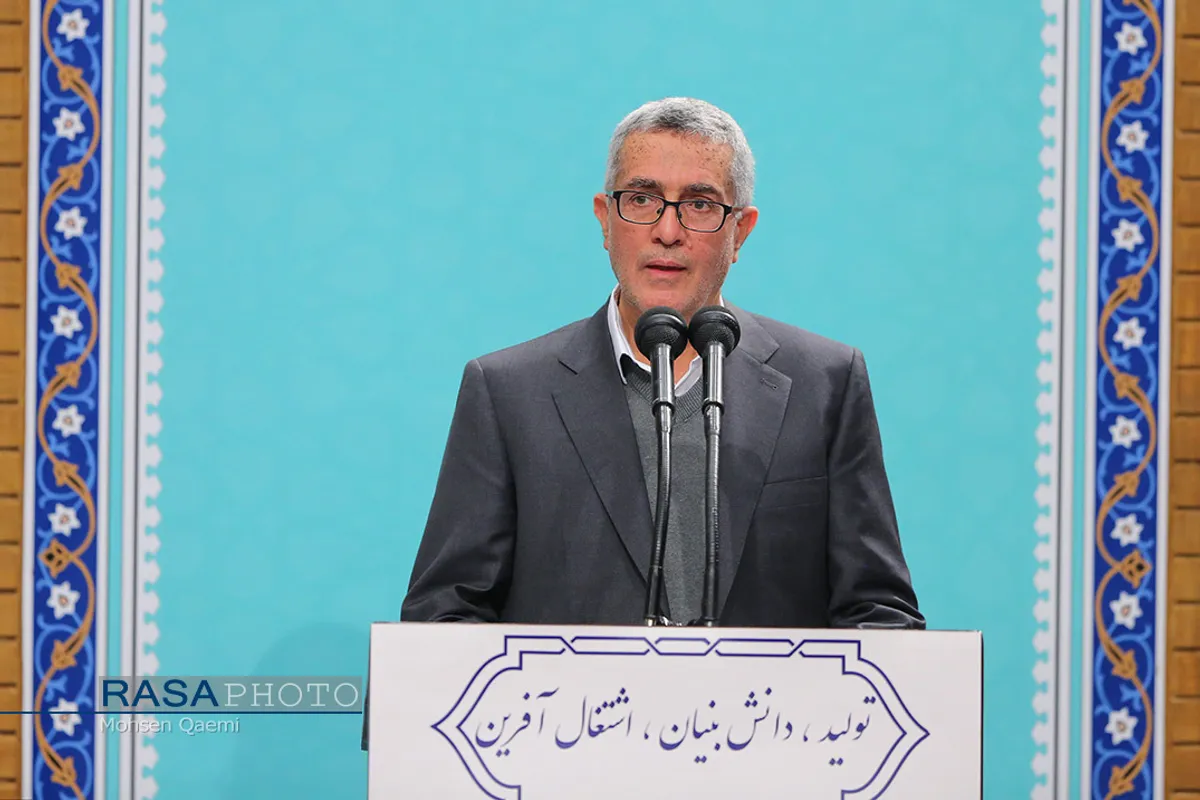 دیدار کارآفرینان، تولیدکنندگان و دانش بنیان&zwnj;ها با رهبر انقلاب