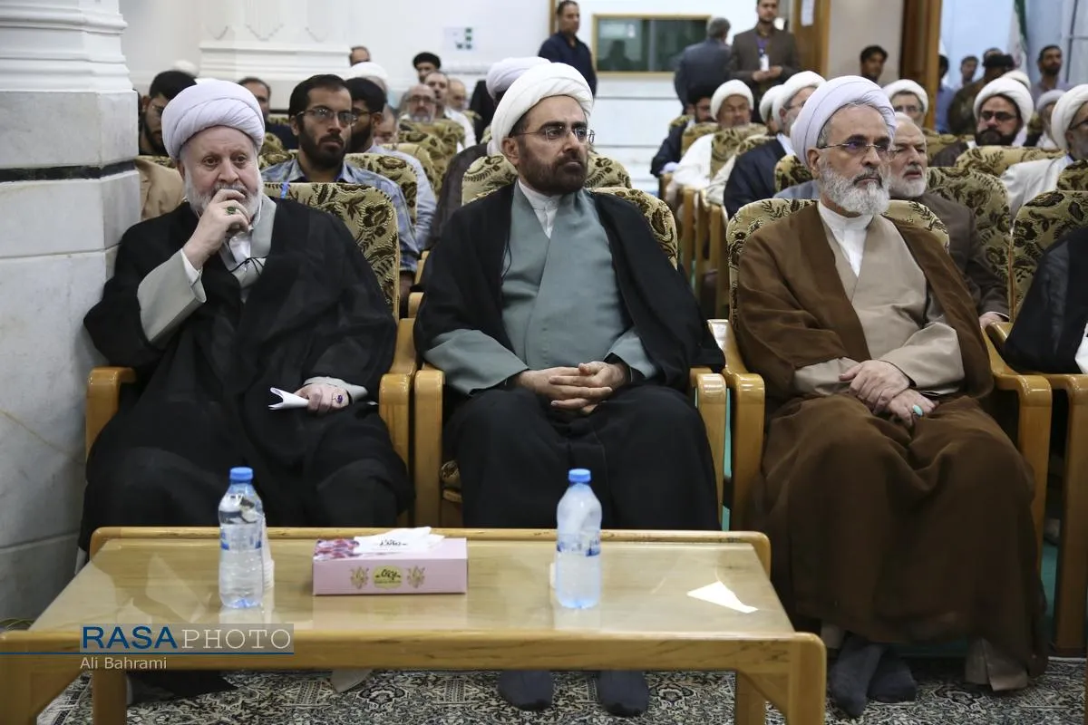 مراسم رونمایی از نرم&zwnj;افزار جامع الاحادیث نسخه ۴
