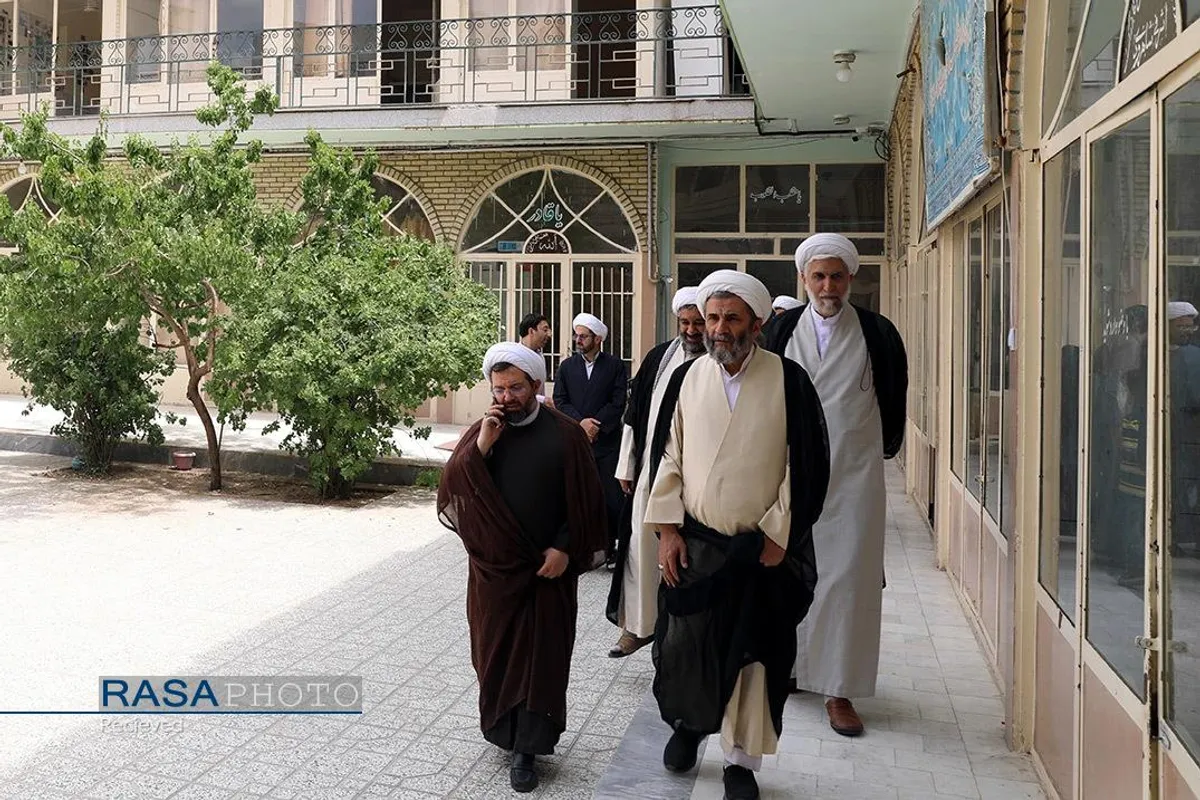 سفر حجت الاسلام والمسلمین رحیمیان مسئول دبیرخانه شورای عالی حوزه&zwnj;های علمیه به استان سمنان-۲