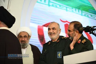 تصاویری از فرمانده شهید سپاه پاسداران انقلاب اسلامی سردار حسین سلامی