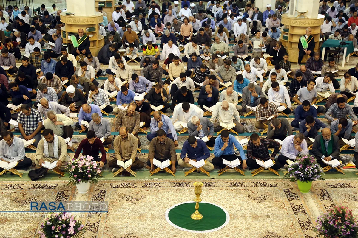 مراسم جزء خوانی قرآن کریم در حرم حضرت معصومه (سلام الله علیها)