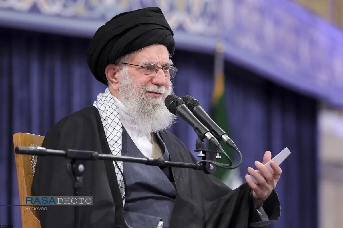 رهبر بزرگ آزادی خواهان جهان حضرت آیت&zwnj;الله&zwnj;العظمی خامنه ای به ملکوت اعلی پیوست