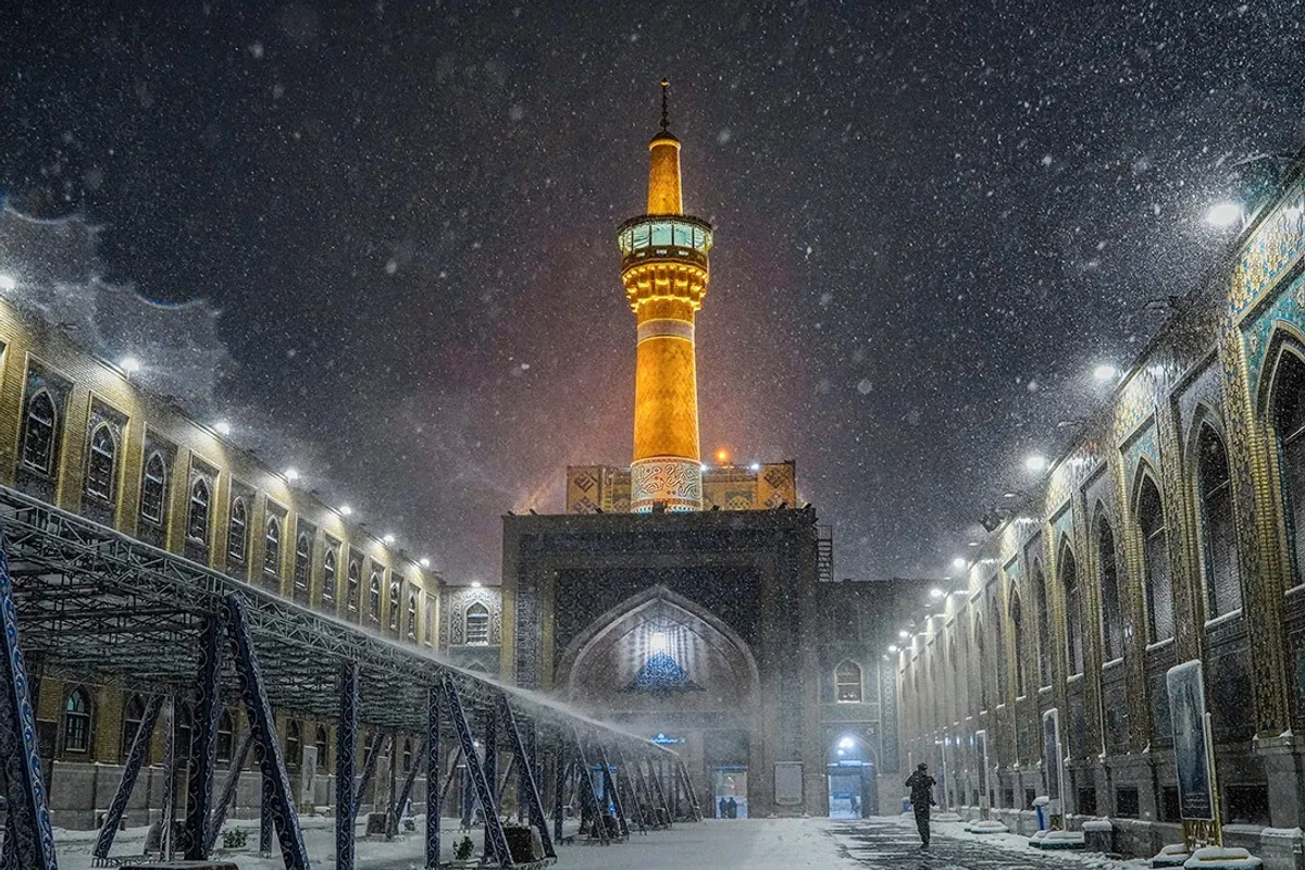 بارش برف در حرم امام رئوف (علیه&zwnj;السلام)