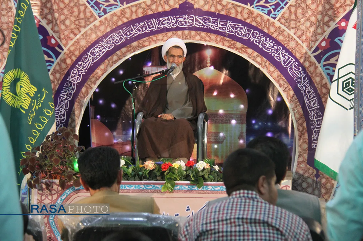 همایش تکریم و بزرگداشت امامزادگان دوخاتون شهرکرد