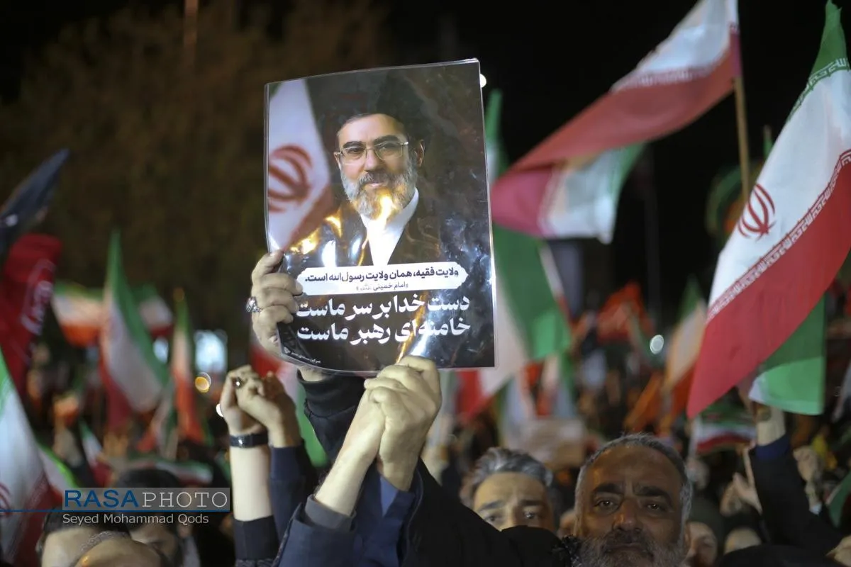 بیست و هشتمین شب حضور مردم قم، پای کار انقلاب
