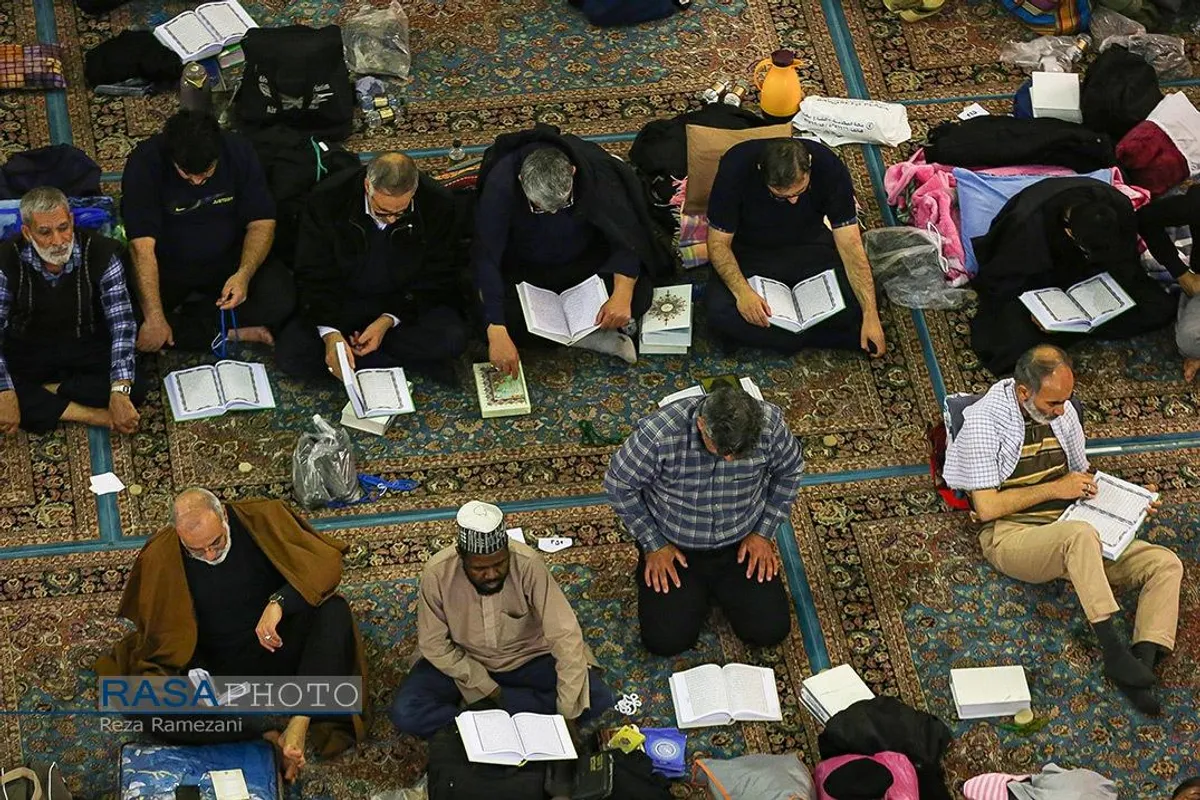 مراسم معنوی اعمال "ام داوود" در مسجد مقدس جمکران