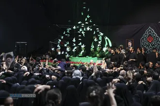 مراسم وداع با پیکر امام شهید انقلاب اسلامی در جوار حسینیه امام خمینی (ره)