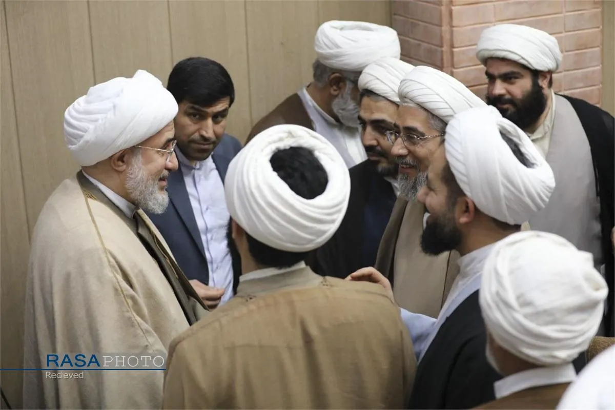 گردهمایی اساتید و فضلای حوزه علمیه خوزستان با حضور آیت الله محسن اراکی