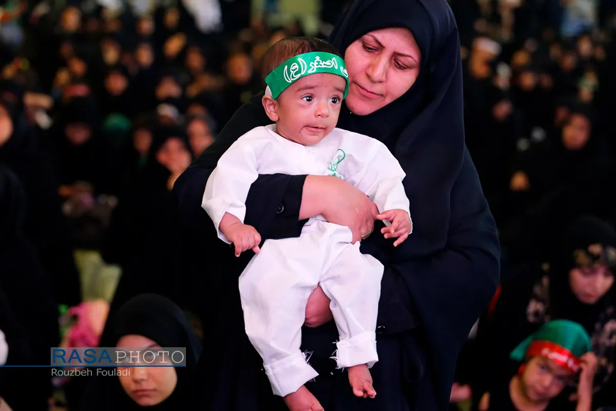 مراسم شیرخوارگان حسینی در مصلی تهران