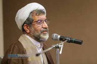 عرفان اسلامی از اجتماع جدا نیست
